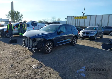 2023 Volvo Xc60 Plus Dark Theme из США, поврежденный, VIN YV4L12RW9P1305785